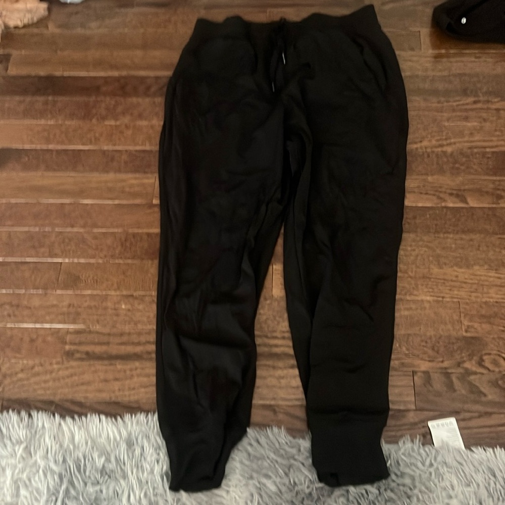 black athletic pants from dicks